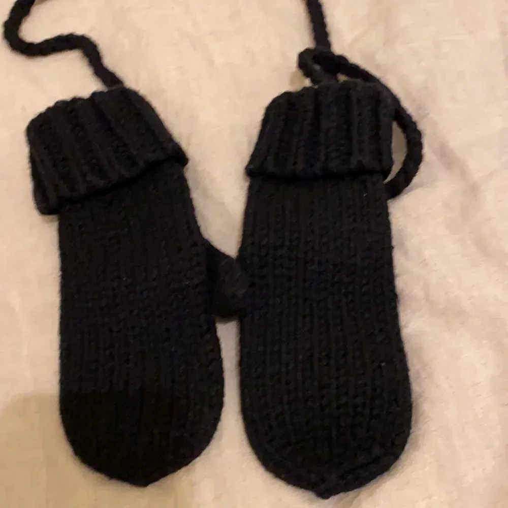 GAP Funny Warm Gloves In Very Good Condition. Size S/M